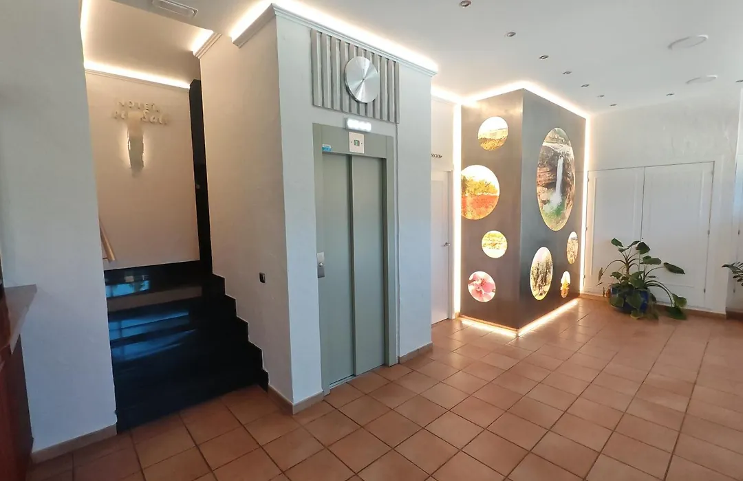 Hotel El Salt-1