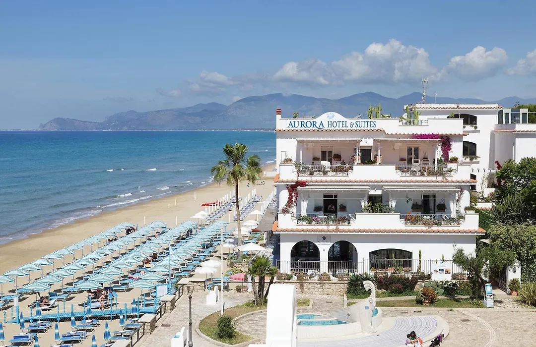 Hotel Aurora-1