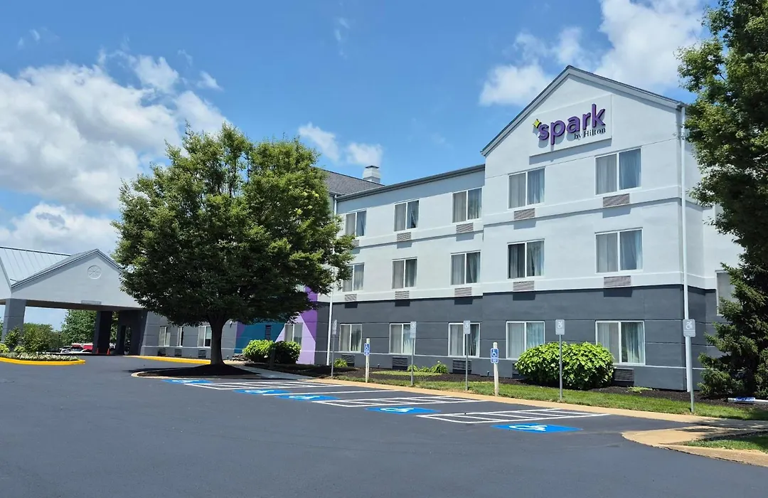 Spark By Hilton Lancaster-1
