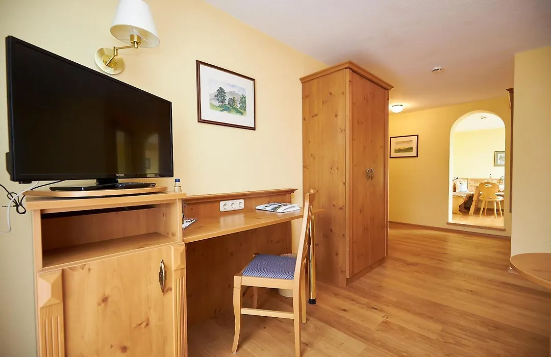 Gasthof-Hotel Zur Post Samerberg-1