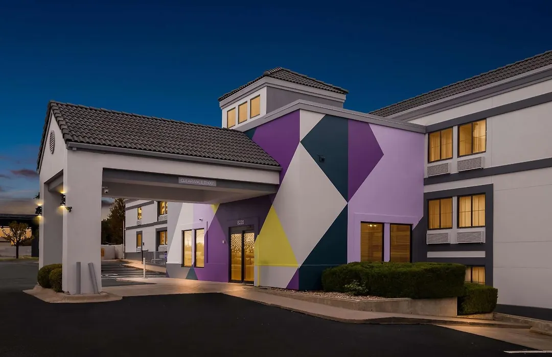 Spark By Hilton Wichita East-1