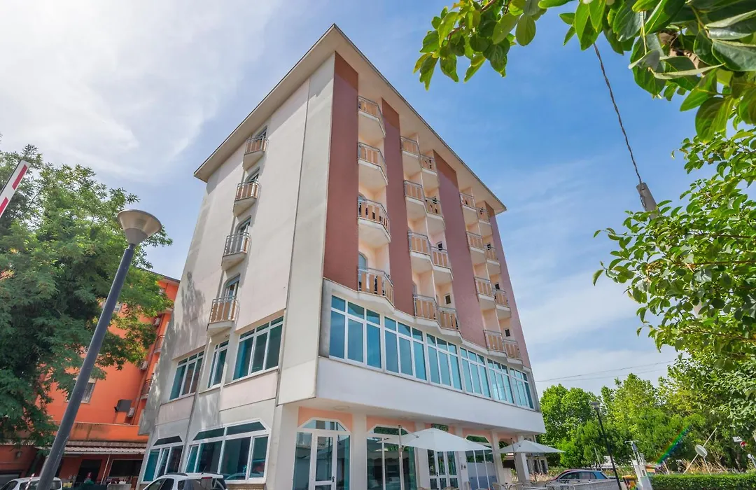 Hotel Conti-1