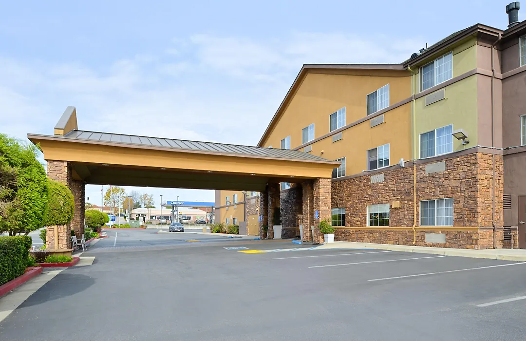 Holiday Inn Express & Suites Watsonville By Ihg-1