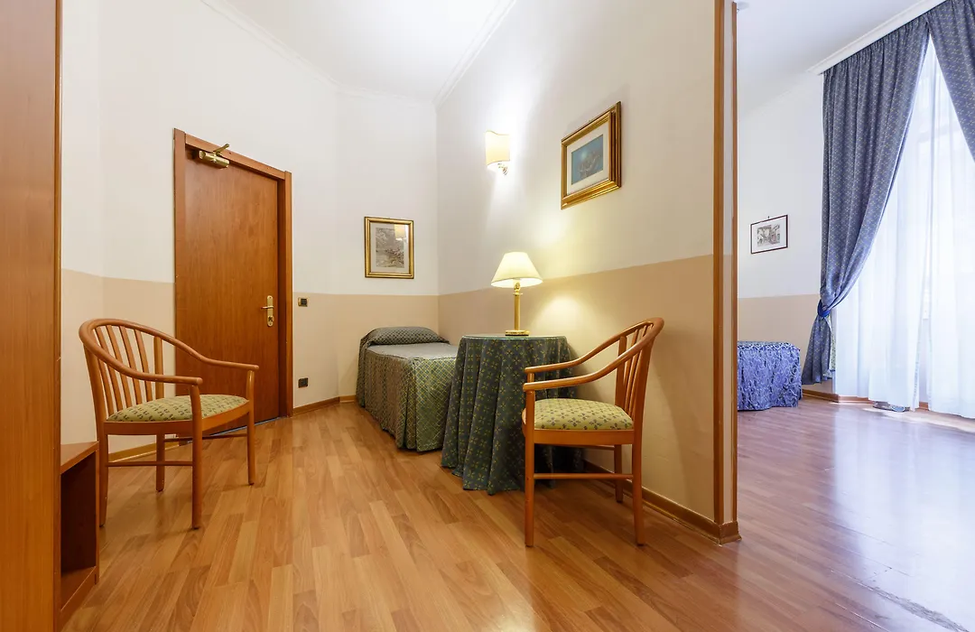 Hotel Paris-1