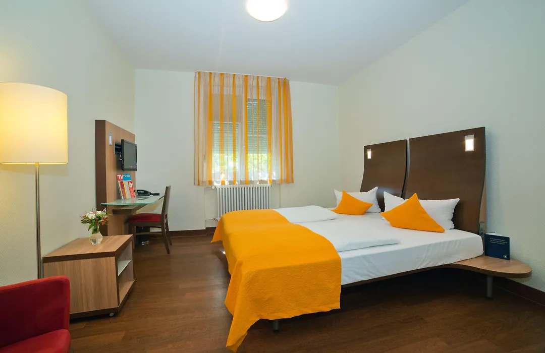 Stadthotel Freiburg Kolping Hotels&Resorts-1