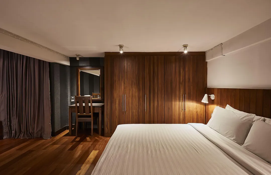 Luxx Hotel-1
