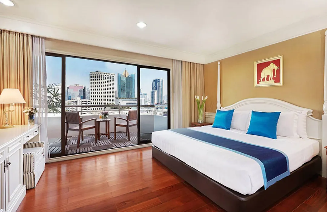 Centre Point Sukhumvit 10-1