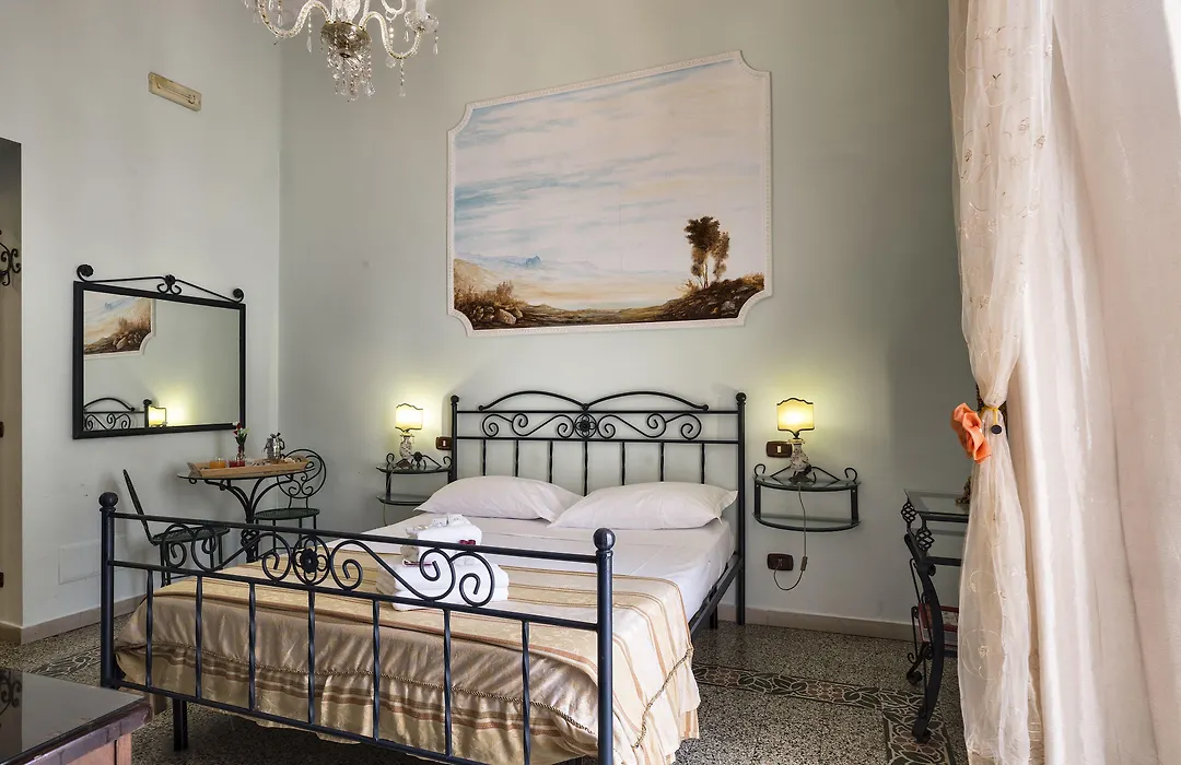 B&B Art Suite Principe Umberto-1