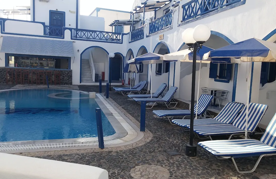 Roula Villa Studios&Apartments-1