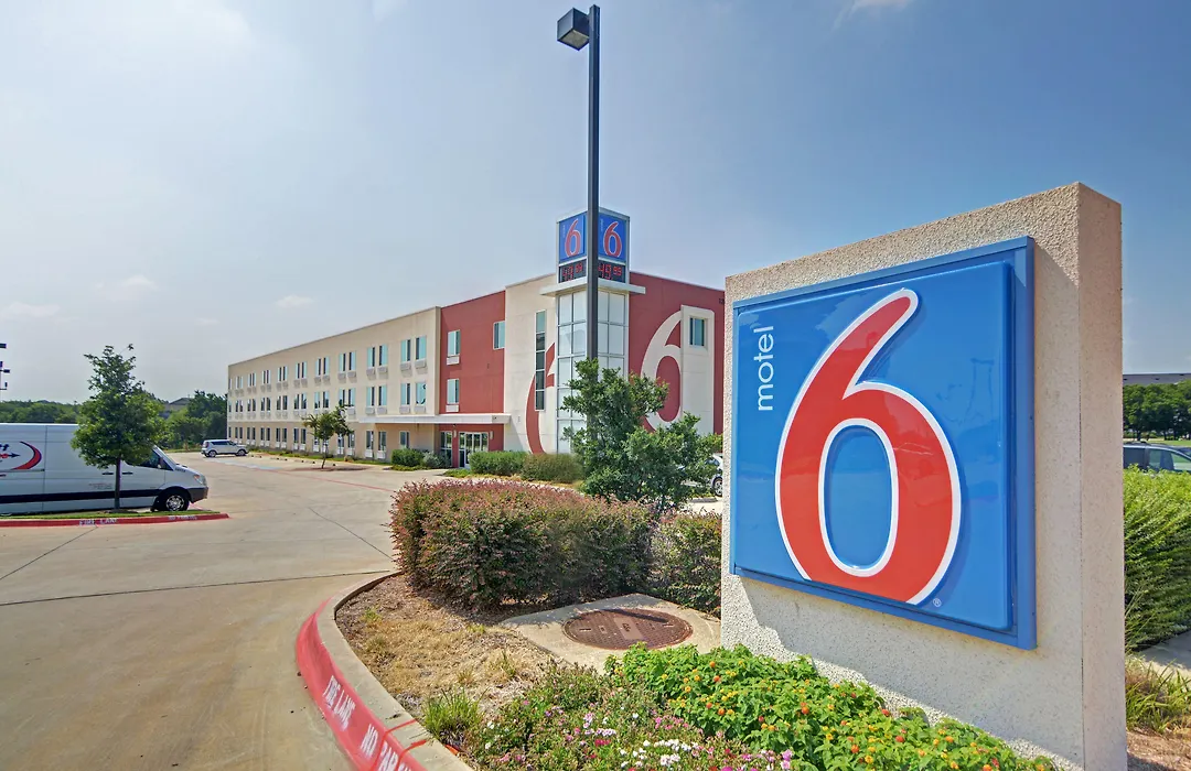 Motel 6-Roanoke, Tx - Northlake - Speedway-1