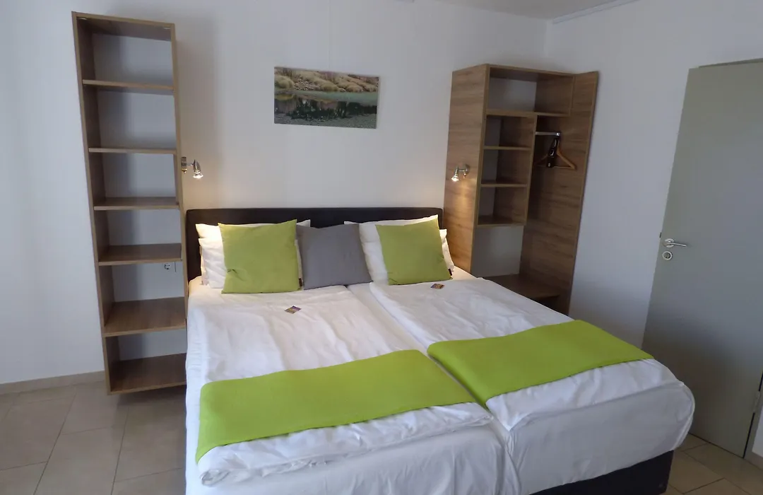 Hotel Art Inn Dinslaken-1