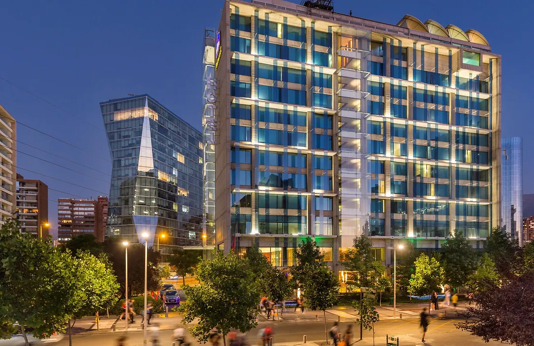 Best Western Premier Marina Las Condes-1