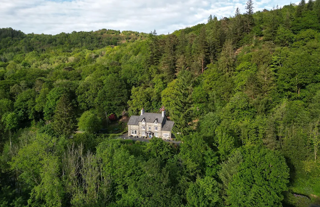 Glyntwrog House-1