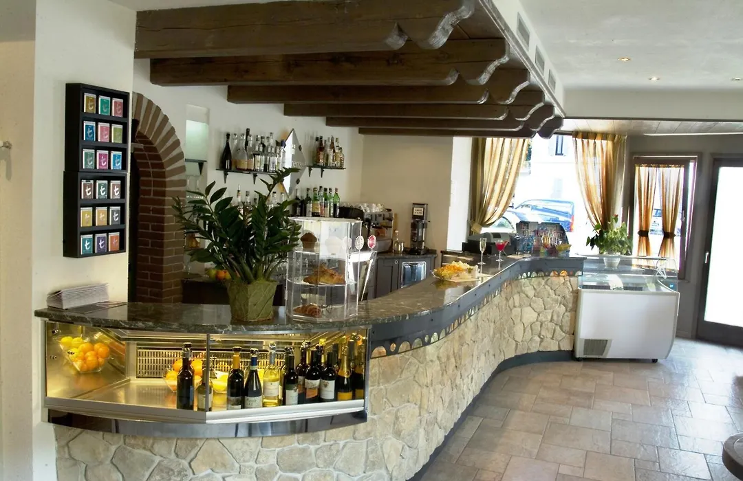 Hotel San Lorenzo Chiavenna-1