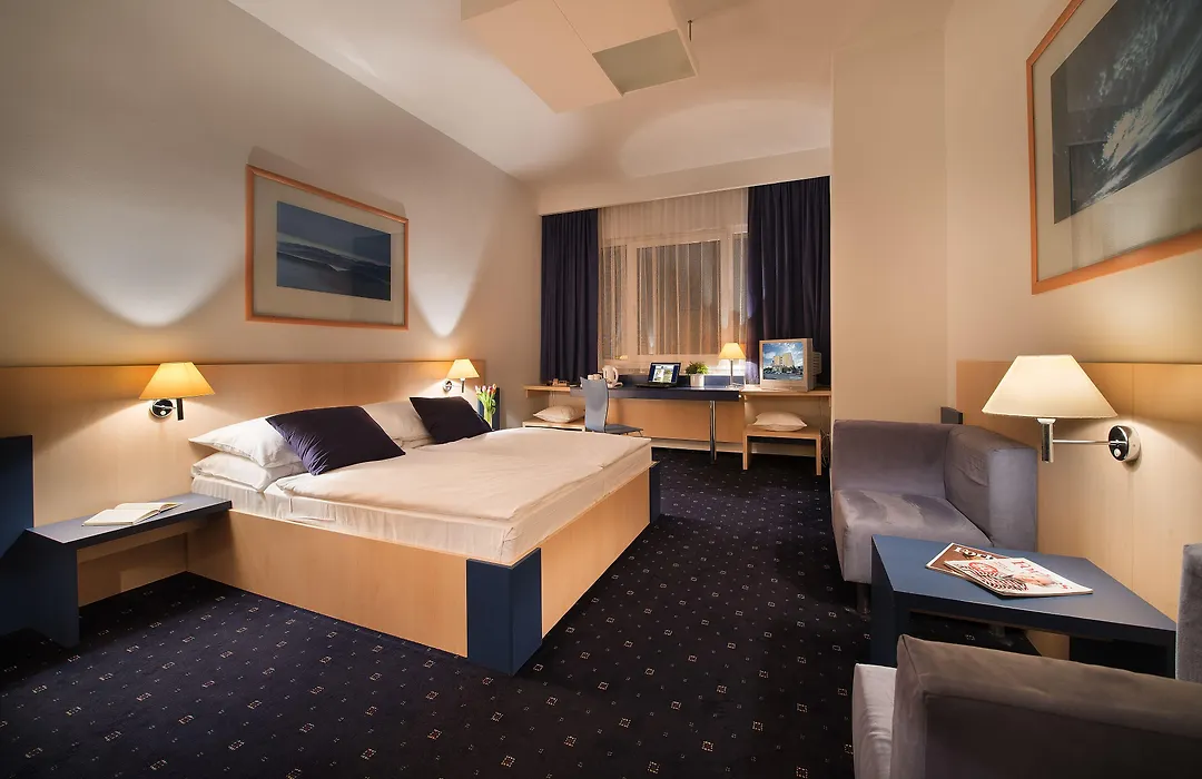 Hotel Grand Litava Beroun-1