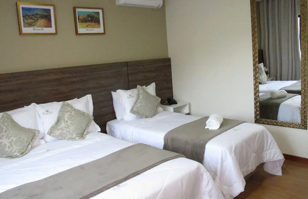 Hotel&Pousada Princesa Isabel Rua Teresa-1