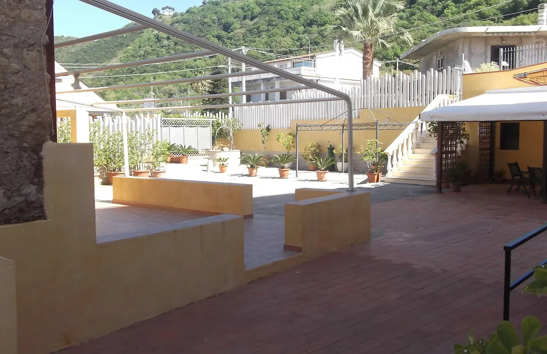 Hotel Il Vulcano-1