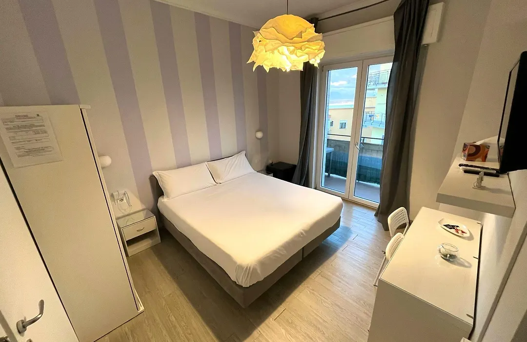 F.Rooms Napoli-1