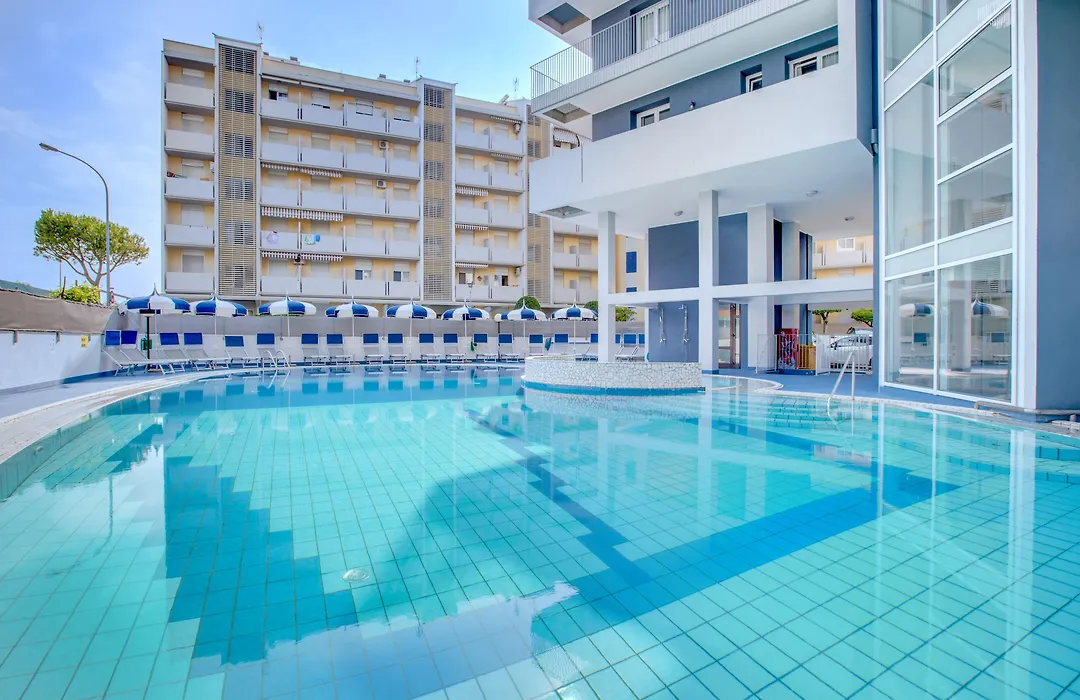 Hotel Ambassador-1