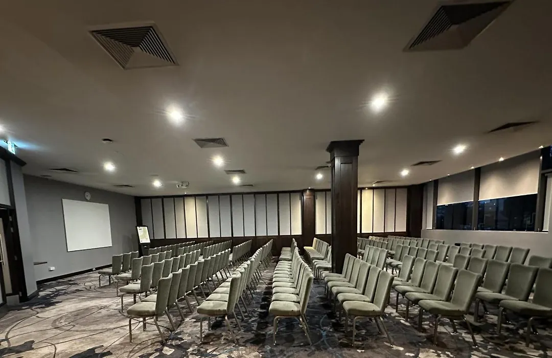 Clayton Hotel, Leeds-1