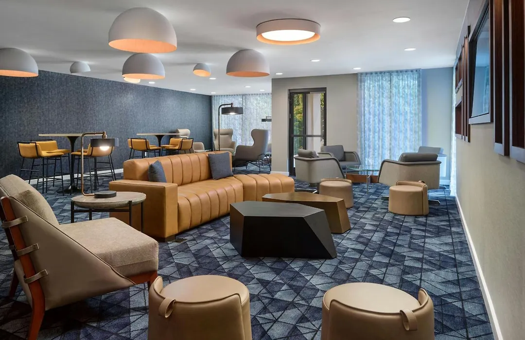 Courtyard By Marriott Frederick-1