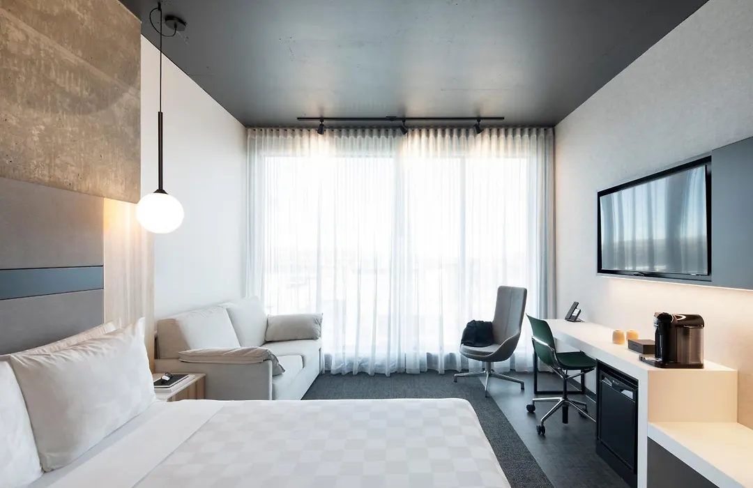 Alt Hotel Calgary University District-1