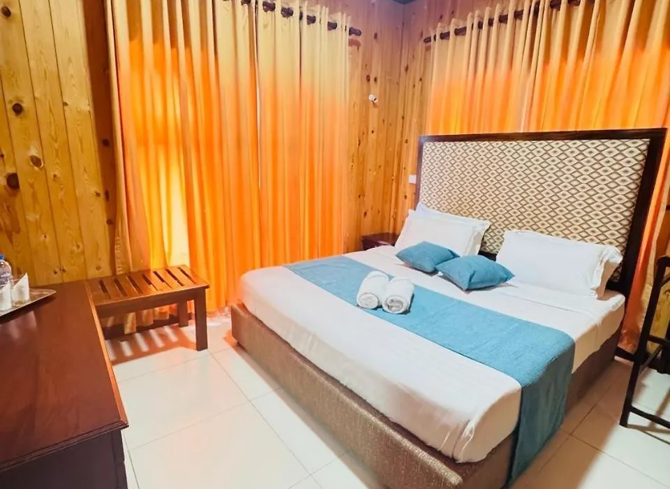 Single Tree Hotel-1
