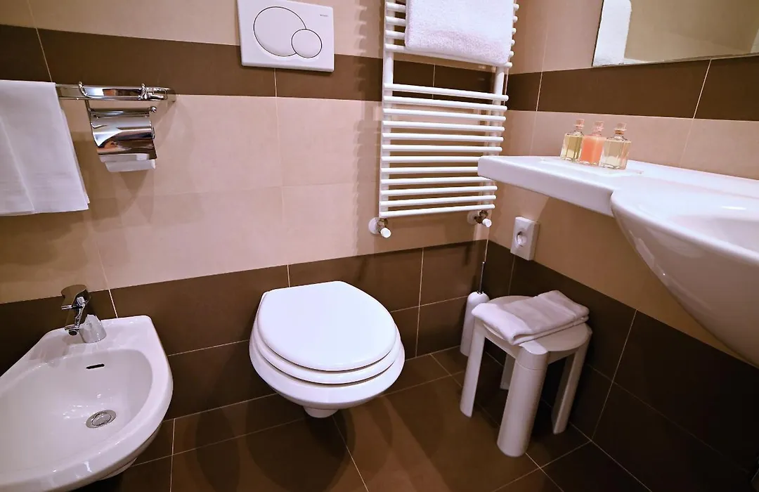 Best Western Grand Hotel Guinigi-1