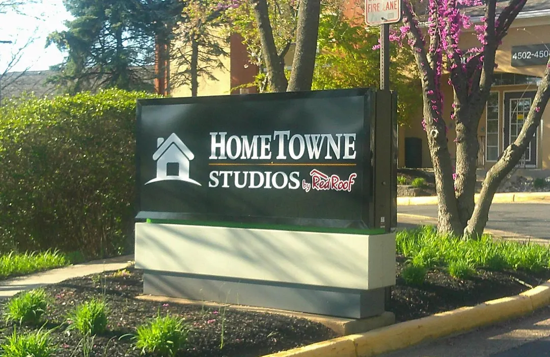 Hometowne Studios By Red Roof Chantilly-1