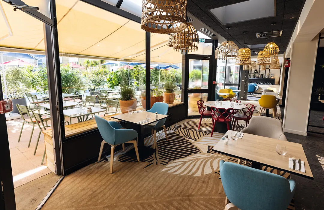 Novotel Rennes Alma-1