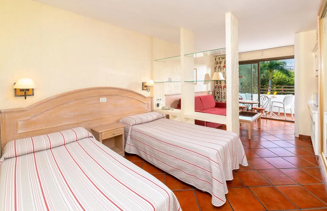 Apartamentos Masaru-1