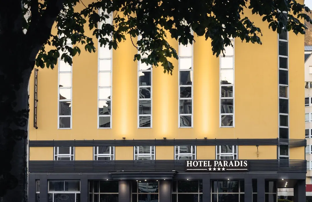 Hôtel Paradis-1