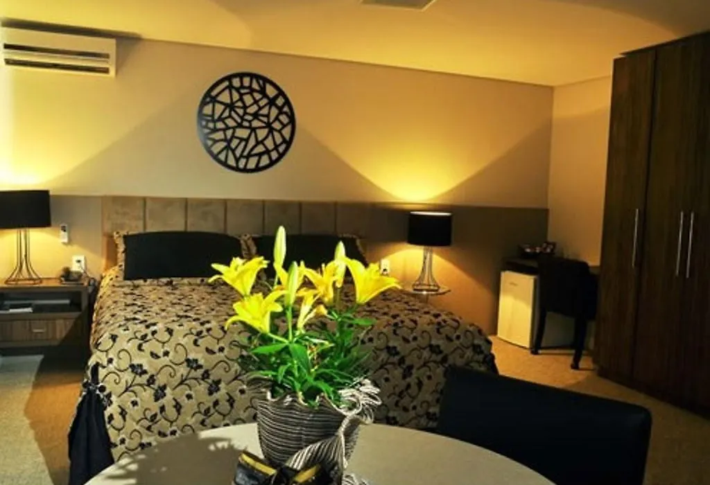 Petry Plaza Hotel-1
