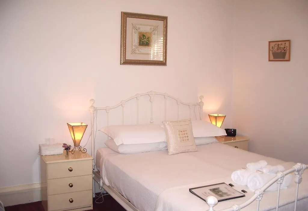 Bonneys Inn-1