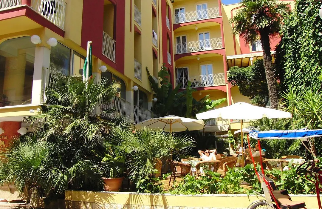 Hotel Resort Marinella-1