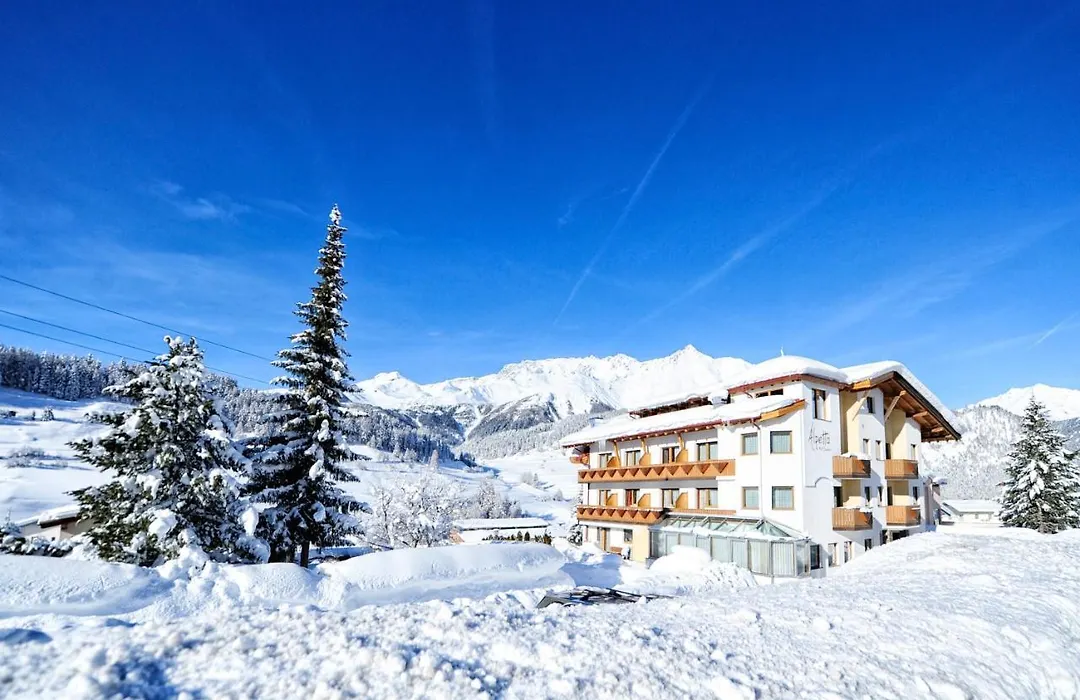 Alpen Boutique Hotel Alpetta-1