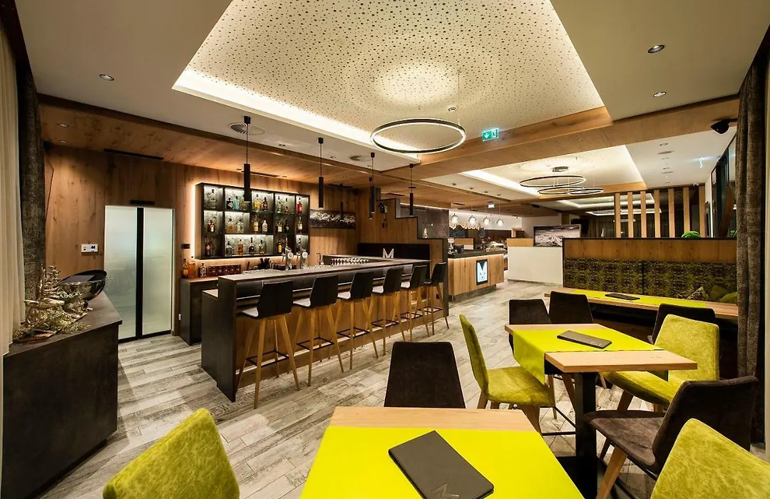 Hotel Modern Mountain-1