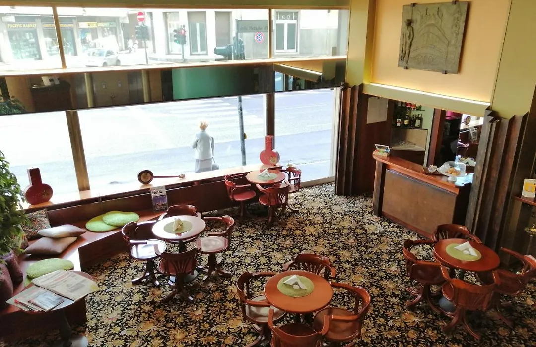 City Hotel-1