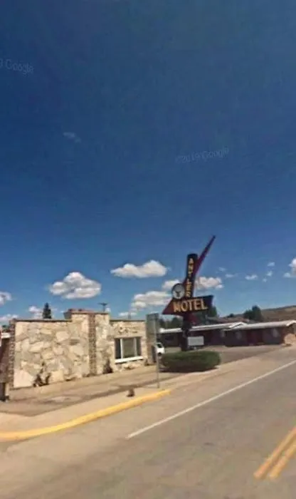 Antler Motel-1