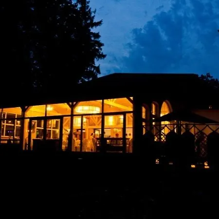 Landhotel Gustav-3