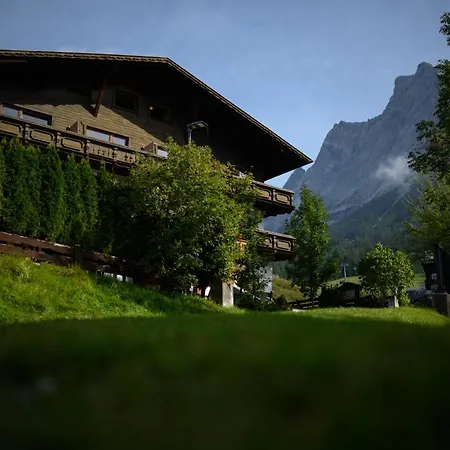 Sonnenburg Hotel-3