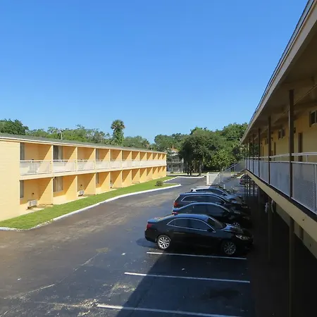 Host Inn Daytona Beach-2
