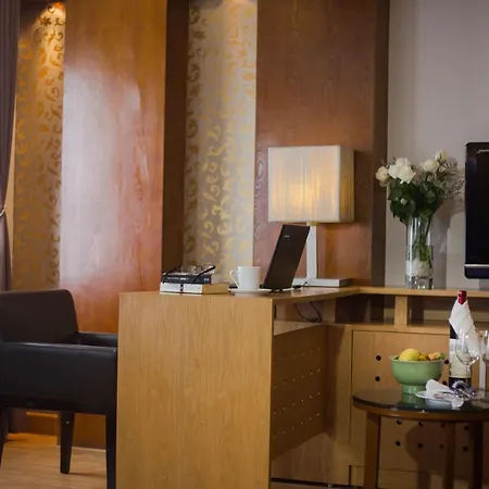 Eliana Ruby Hotel & Travel-2
