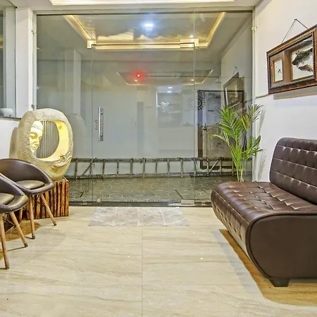 Treebo Royal Empire Adarsh Nagar, Chandigarh-2