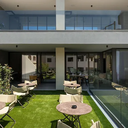 Hyperion City Hotel & Spa-3