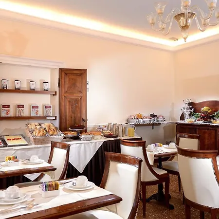 Hotel Dell'Opera-2