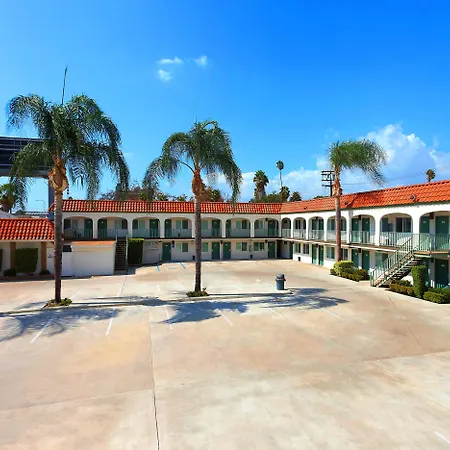 Dunes Inn - Sunset-2