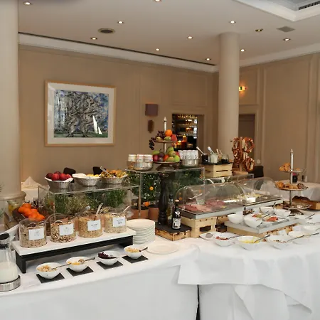 Hotel Muenchen Palace-2