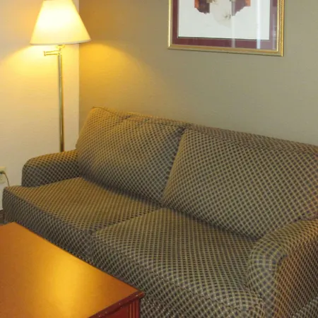 Super 8 By Wyndham Manchester Tn-3