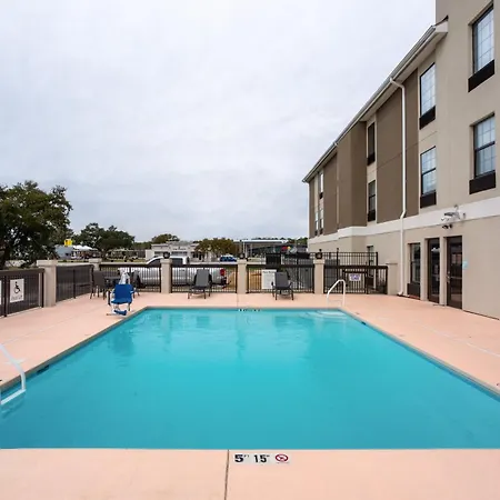 Holiday Inn Express & Suites - Morehead City By Ihg-3